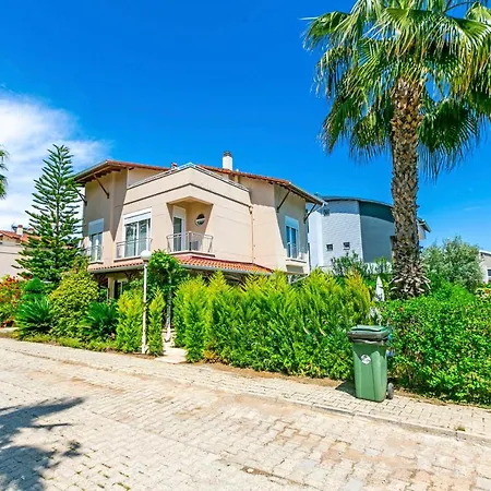 Paradise Town Camilla Villa