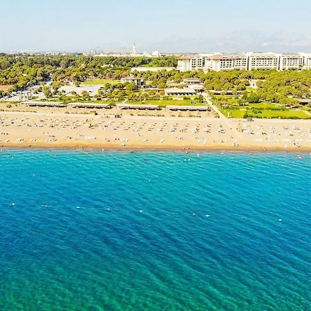 别墅 Paradise Town Camilla 贝莱克