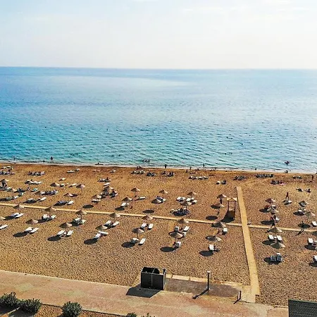 Paradise Town Camilla 别墅 *